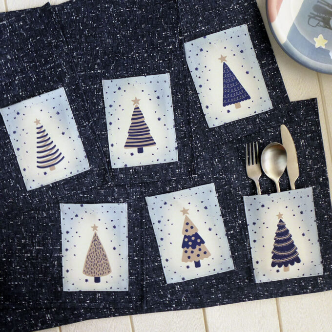 Snowflakes Pocket Placemats - Image 2